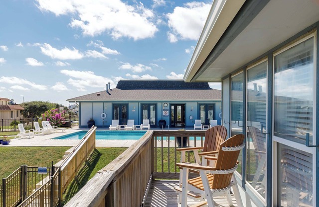 Ocean Views | Long Term STays