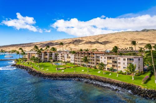 Oceanfront Condo with Central Location to Kihei & Lahaina