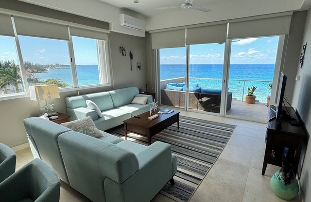 Oceanfront condo with great sunset views!