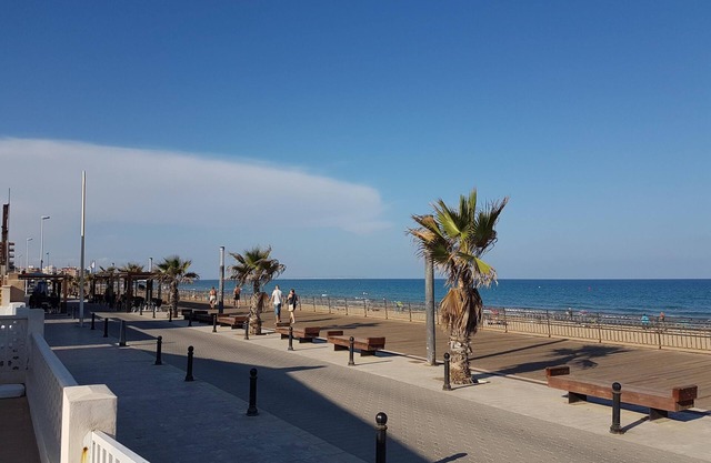 OCEANFRONT. THE KILL BEACH. TORREVIEJA. SPAIN https:/maps. app goo gl/bRkDJ7xLb