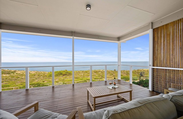 Ochre Sunsets Fleurieu Peninsula ~ Moana - Coastal Beauty with Sweeping Uninterrupted Views