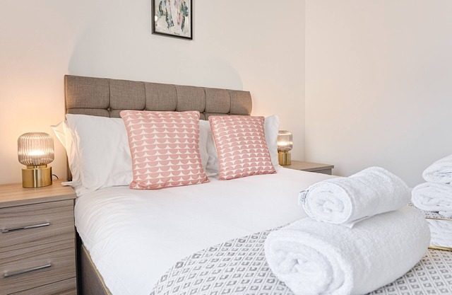 Off-Road Parking for 3, 3 Bathrooms + Garden