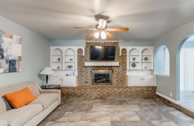 OKC - NW 91st · Private Home - Quiet Neighborhood - Pet-Friendly