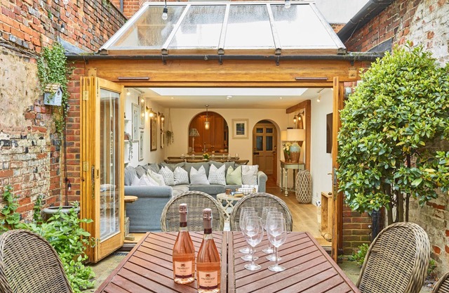 Old Coach House Dolls House - From 1100 Per Night