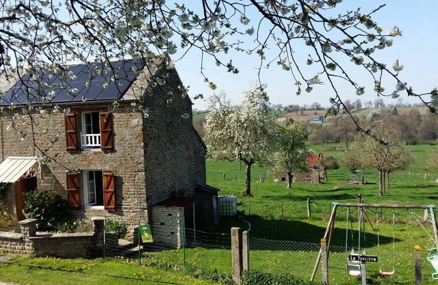 Old house with pets allowed