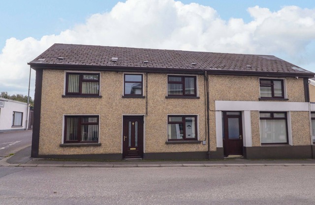 OLD POLICE HOUSE , family friendly in Garrison, County Fermanagh