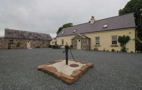 Old Scragg Farm Cottage in the Irish Countryside