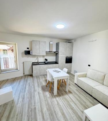 Old Town Top Apartment Biella Centro