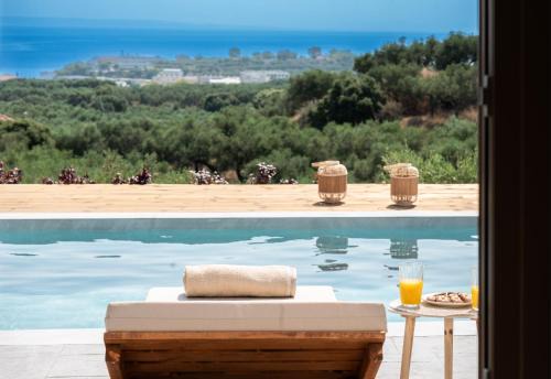 Olive Βay Villa