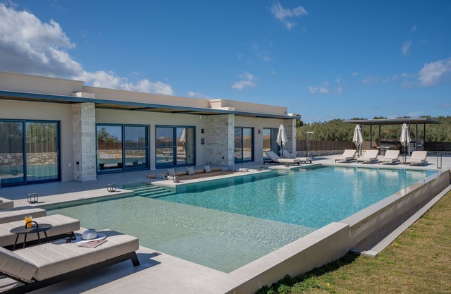 Olive Hill Villa, By Hellocrete