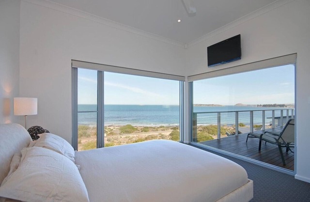 Oliver's Reef at McCracken