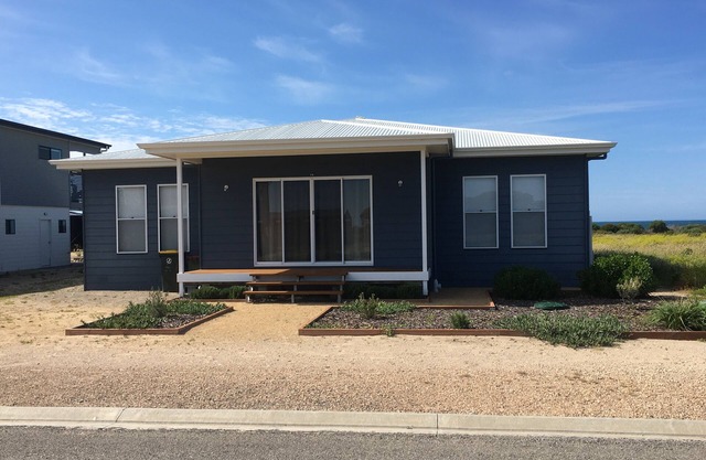 On the doorstep of the scenic Innes National Park
