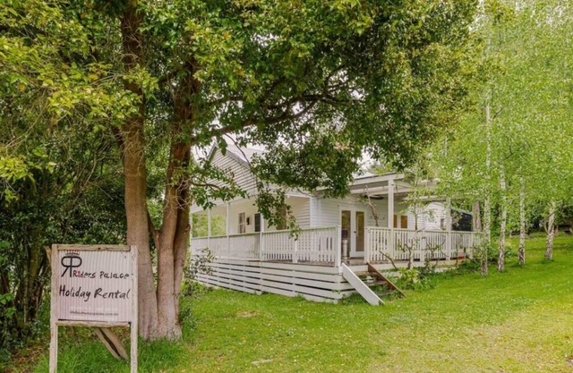 On the Forrest Mt Bike trail, 5min walk to Brewery & easy to explore the Otways