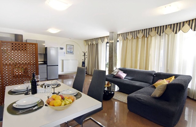 One bedroom apartment with terrace Savudrija, Umag (A-22559-a)