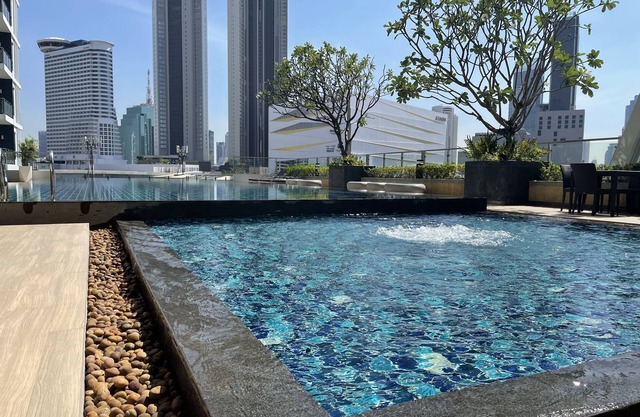 One bedroom condo studio style near Iconsiam/BTS