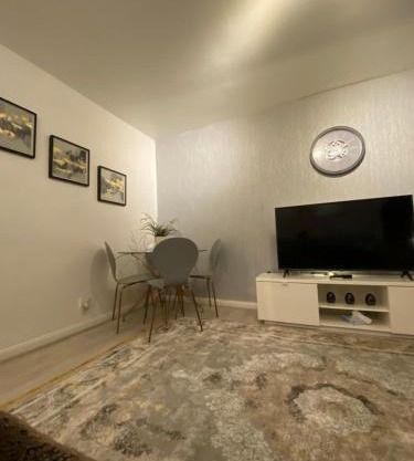 One Bedroom Flat in Chiswick W4