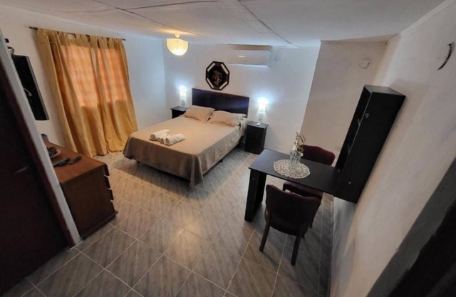 One-Bedroom Suite-Posada y Cabañas "Finca El Rincón de Lunlunta"n