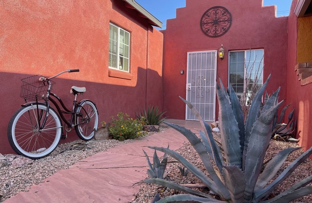 One Little Casita on 1st Street with Private Backyard - 3 miles to U of A
