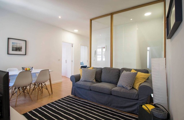 Oporto Yellow Villas 2