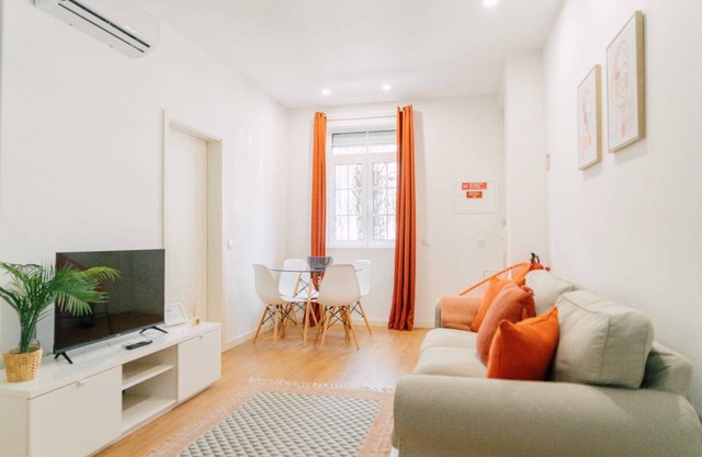 Oporto Yellow Villas 5 (OYV5)