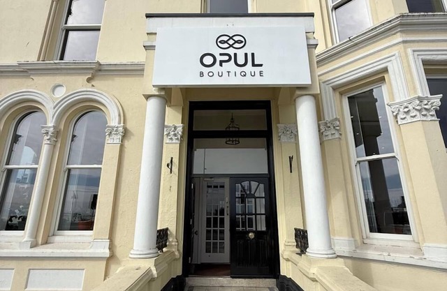 Opul Boutique