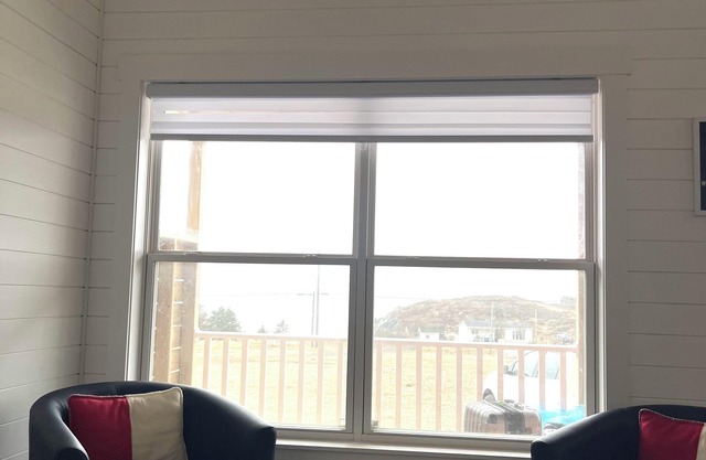 Orange Jellybean: Great ocean views and sunsets a short walk to town