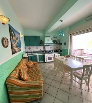 Oscar Sea Home