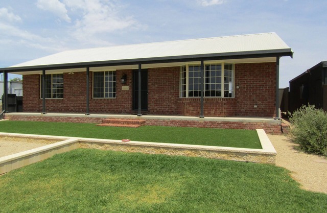 Our Little Beach - FREE WIFI - Off Peak Special!