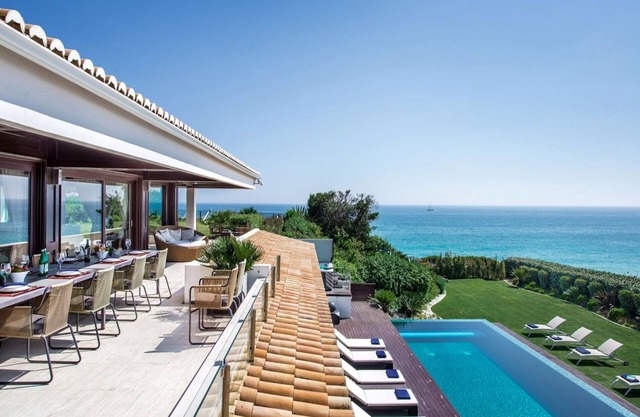 Outstanding Algarve Villa | 8 Bedrooms | Villa Agua Grande Deluxe | Amazing Sea.