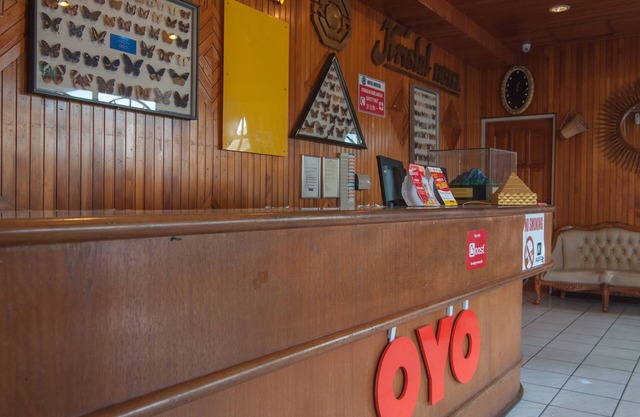 OYO 89577 Kristal Hotel