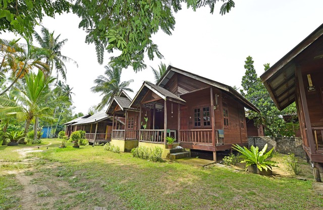OYO 90595 Pelangi Beach Resort Cherating