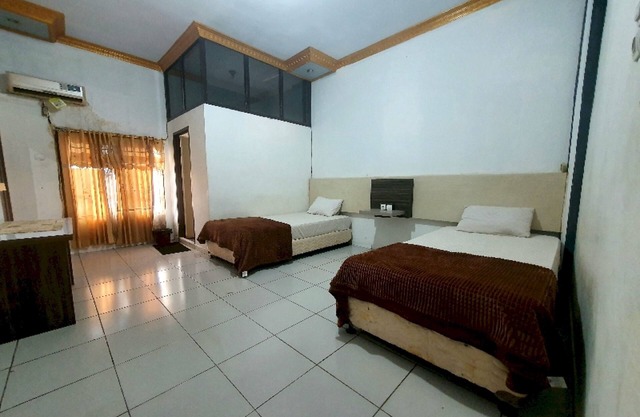 OYO 91097 Hotel Atika