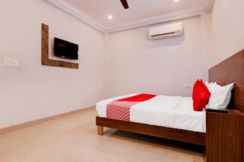 OYO Flagship Hotel Grand Atharv