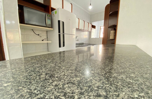 Pé na areia Canto do Forte III