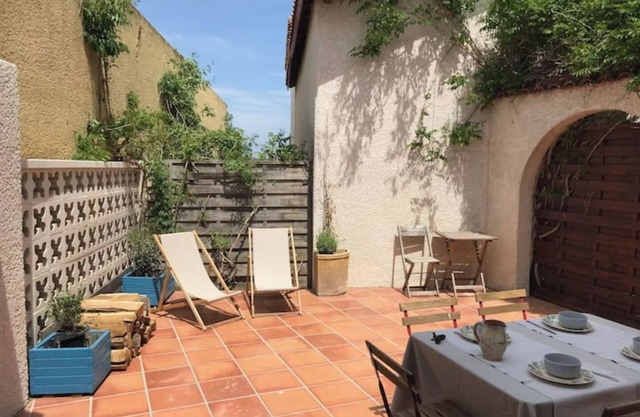 Pérols, Les Cabanes Maison 90m2 au Bord de L'étang