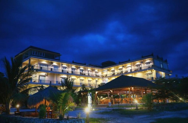 Padadita Beach Hotel