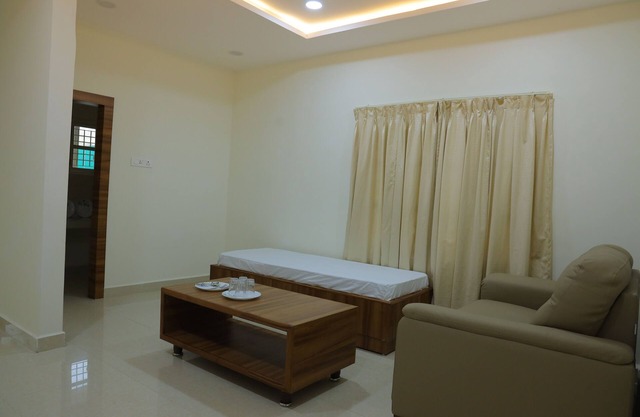 Padma Homes Stay Luxury Service Apartment 1BHK, 2BHK & 3BHK