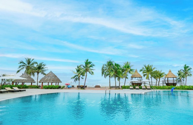 Palace Long Hai Resort