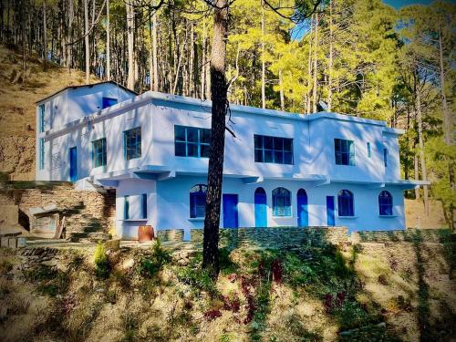 Pali Homestay Lansdowne Not Luxury but Stay with Legacy