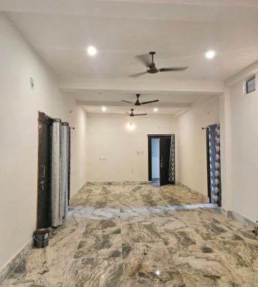 Pandit Devki Nandan Dharamsala & Guest House