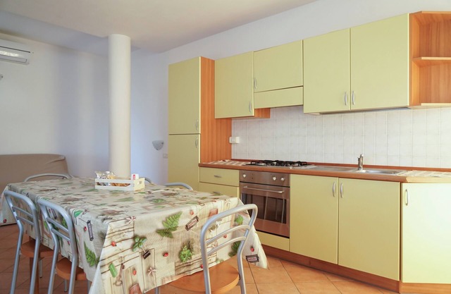 Panorama Rooms 2 about 1 km from the beach in San Salvo Marina