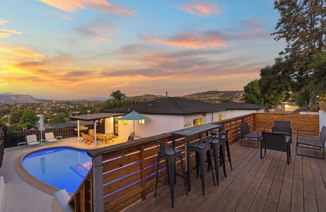 Panoramic Mountain View Oasis with Pool! Serene 4 bedroom Newly remodeled home!