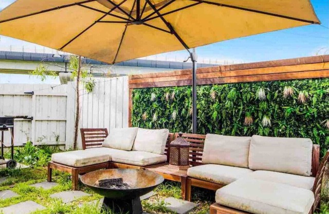 Paradise Getaway 3BR Apt in Clayton with FreeParking