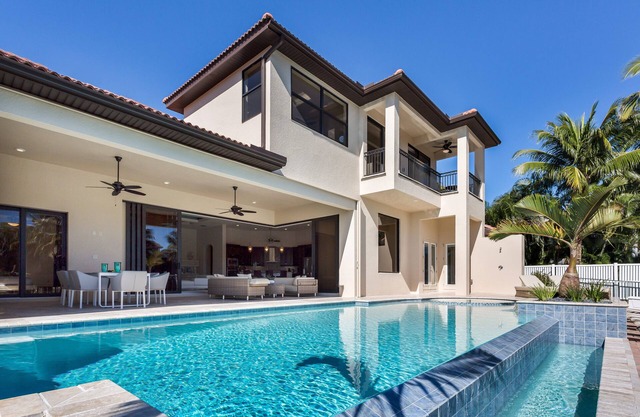 PARADISE Luxurious Boater‘s Dream Pool & Spa Vacation Mansion - Royal Harbor