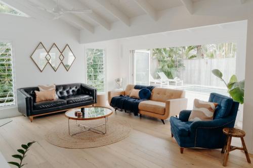 Paradise Palms - pet-friendly beach home with pool