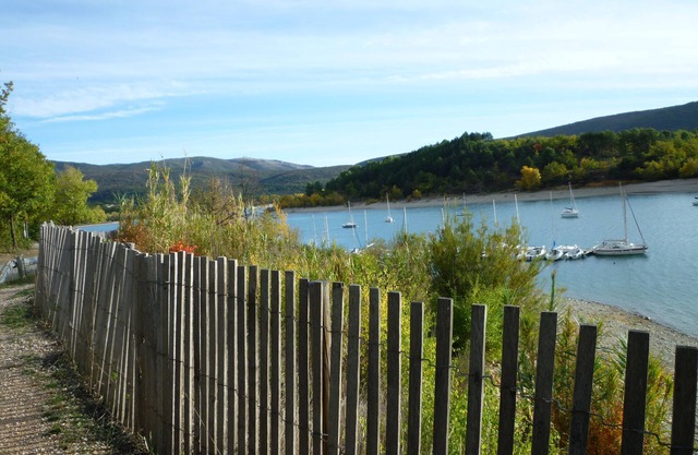 Parc Régional du Verdon. Location Proche du Lac de Sainte Croix