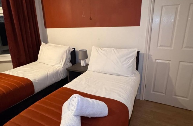 Parkfield House By Kalen Group