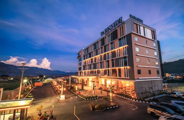 Parkside Gayo Petro Hotel