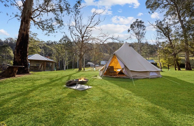 Parsons Flat Glamping - Site 2: Immerse yourself in the serenity of a retreat