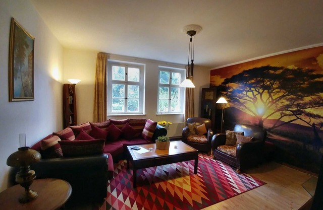 Pauline am See I - Historical school